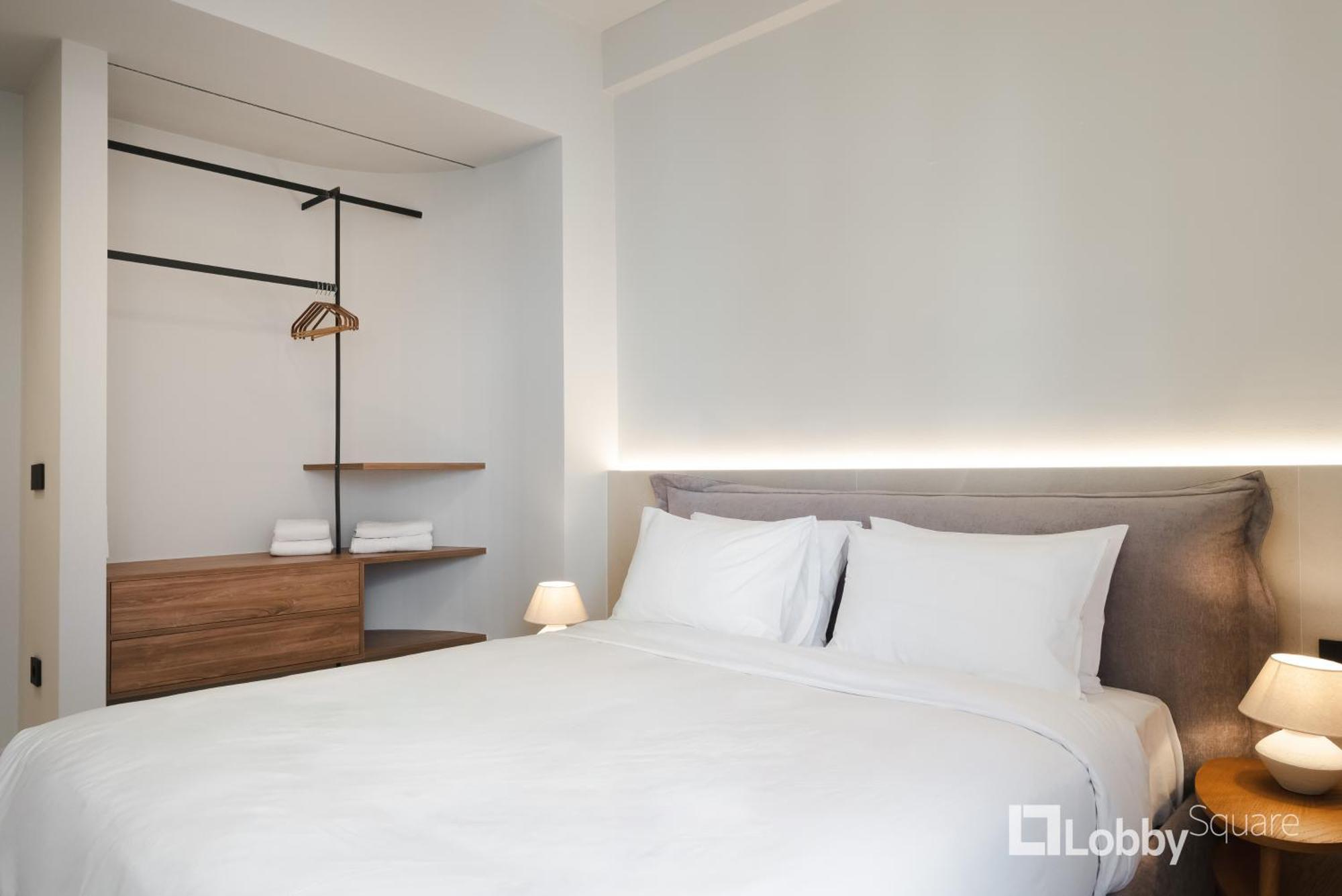 Muse Apartment By Lobbysquare Athens Exterior photo